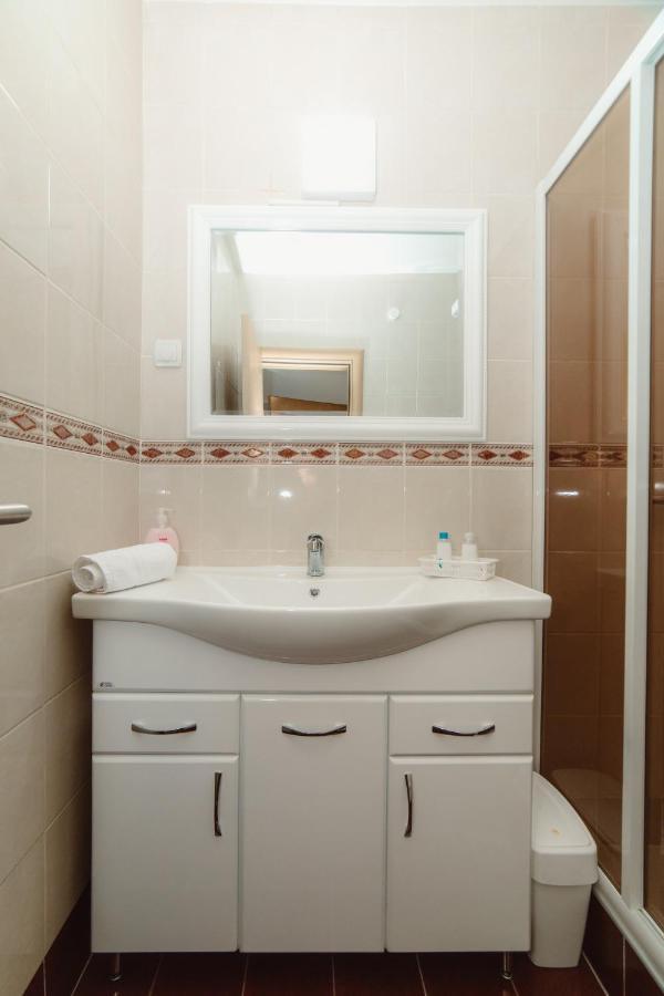 Duga Apartmani Kragujevac Eksteriør billede