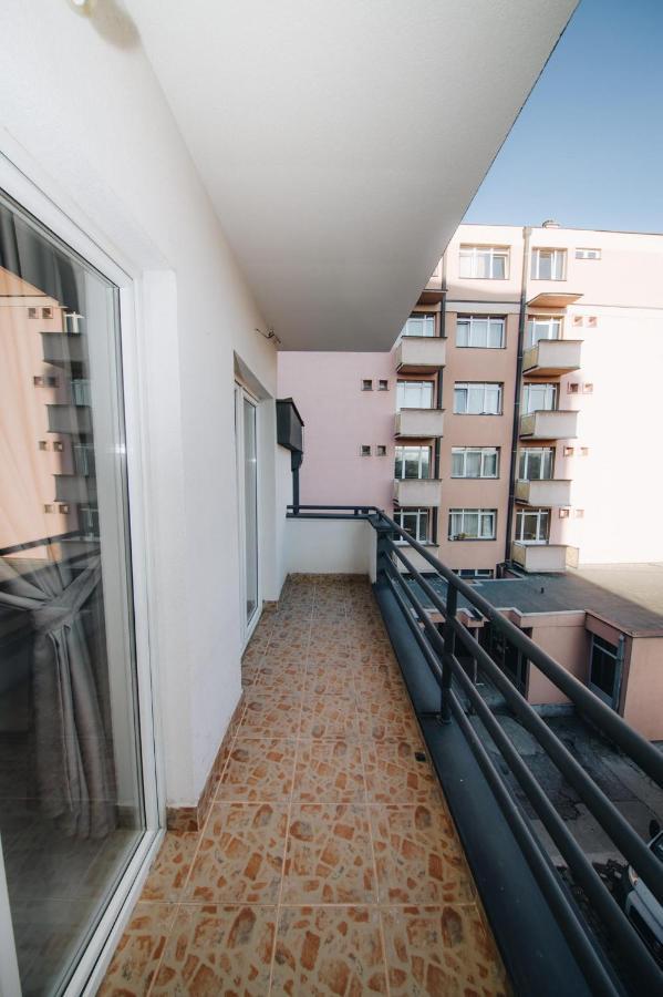 Duga Apartmani Kragujevac Eksteriør billede