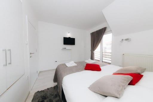 Duga Apartmani Kragujevac Eksteriør billede